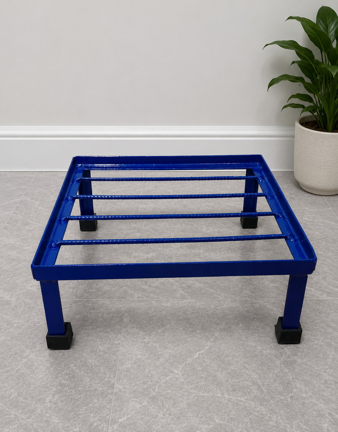 Square metal plant stand